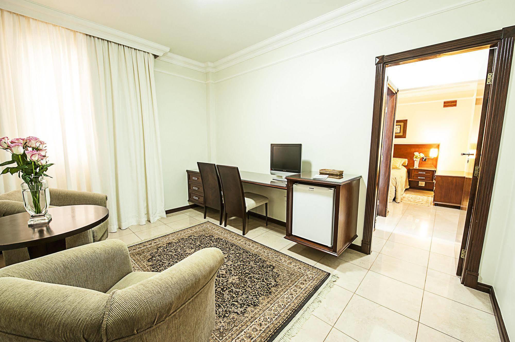 Reisper Palace Hotel Catanduva  Bagian luar foto