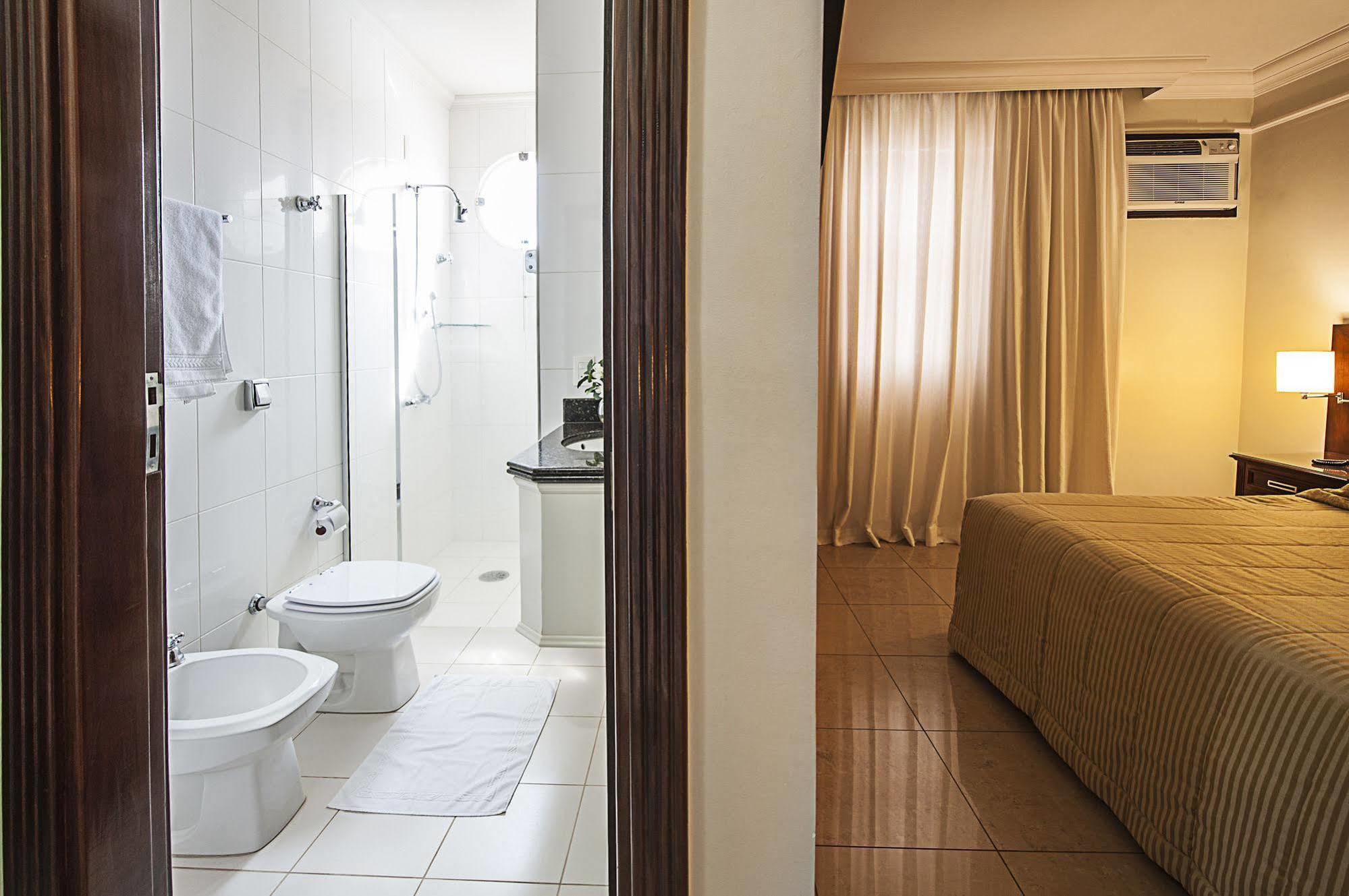 Reisper Palace Hotel Catanduva  Bagian luar foto